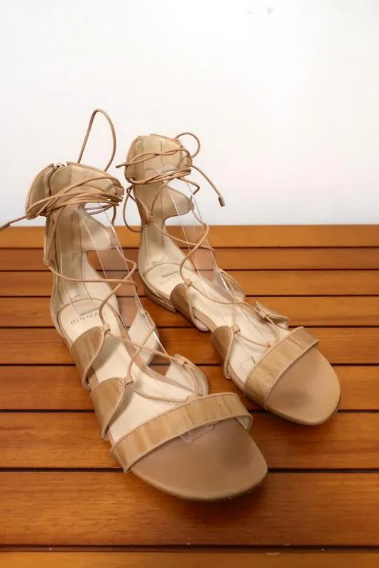 Sandales Gladiator Alexandre Birman Beige en Peau d'Anguille Taille 38.5 à Lacets Plate