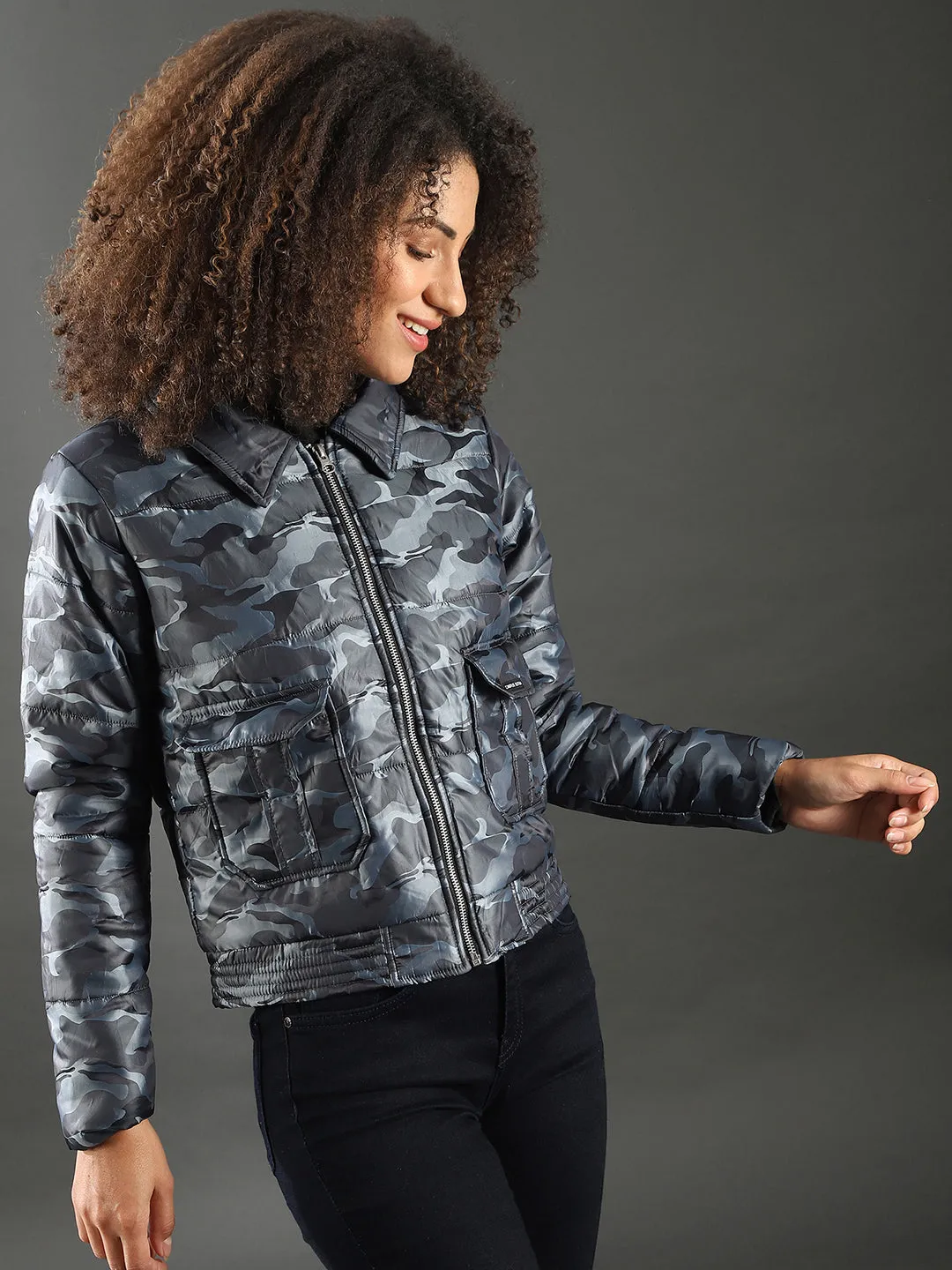 Veste bomber décontractée stylée camouflage pour femmes Campus Sutra