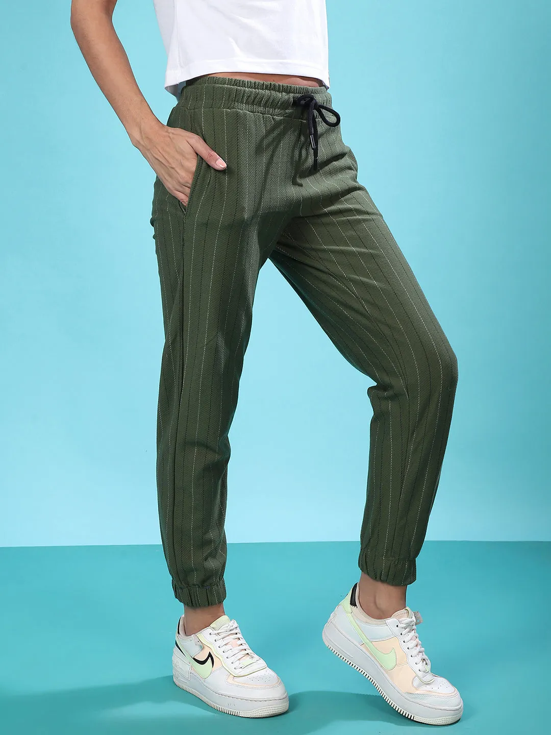 Campus Sutra Femme Joggers Actifs Élégants