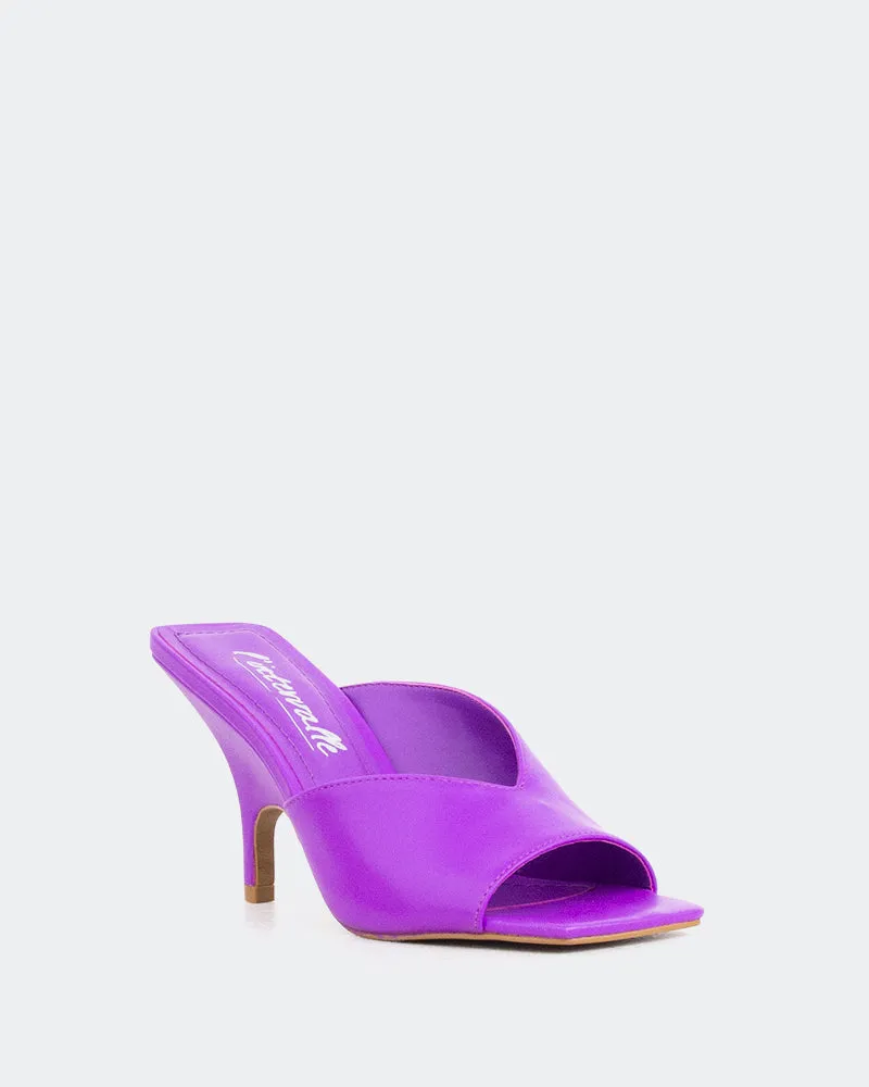 Caviana, Cuir Violet