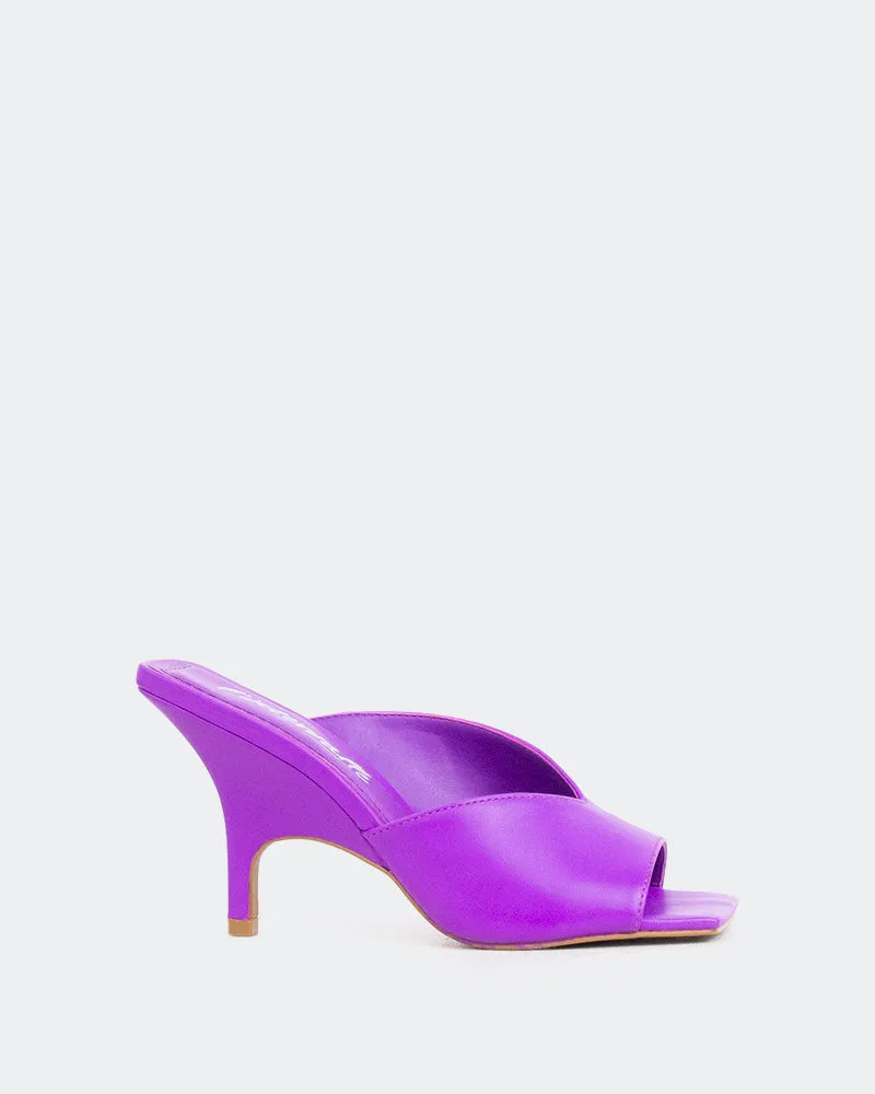 Caviana, Cuir Violet