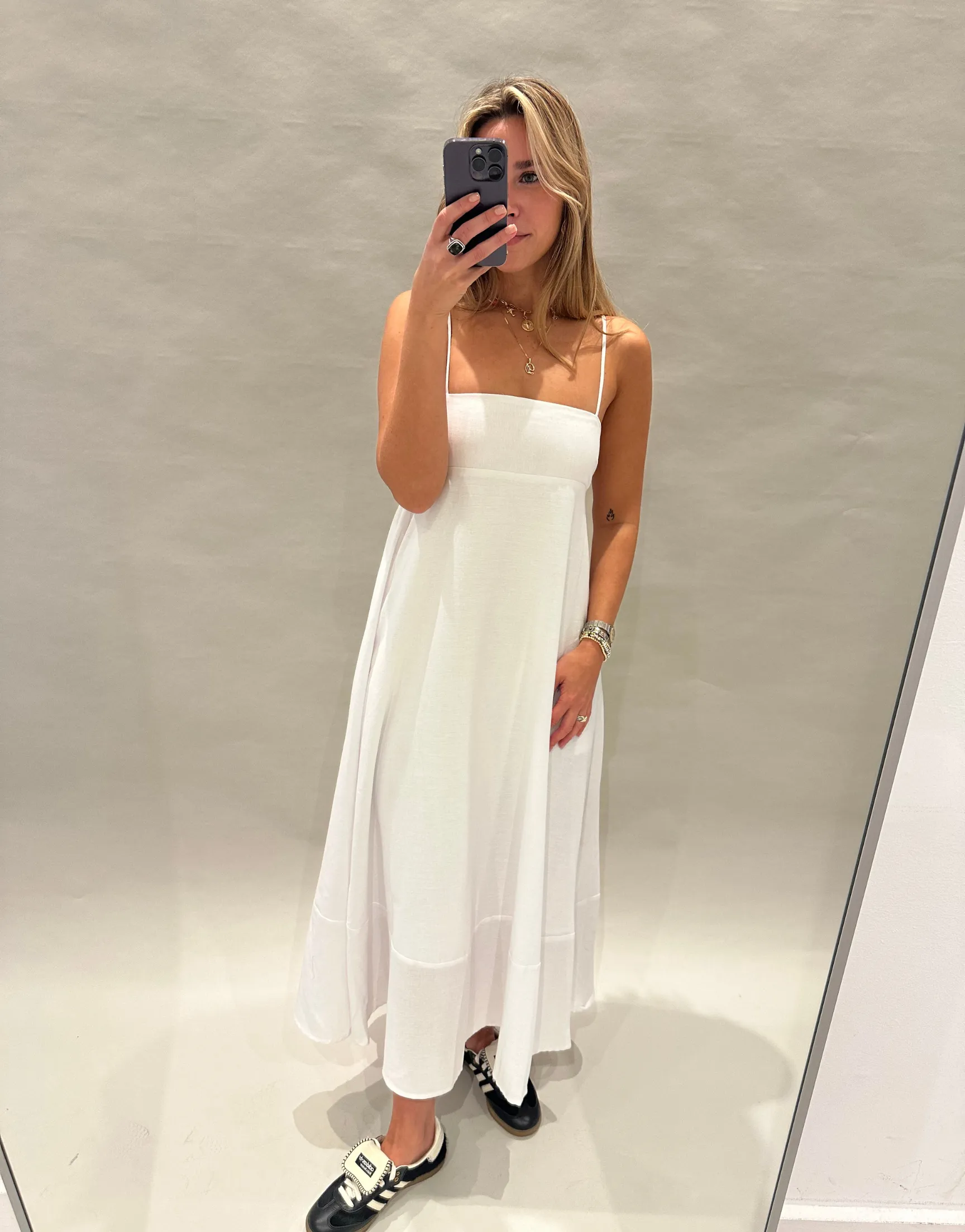 ROBE CLOVE