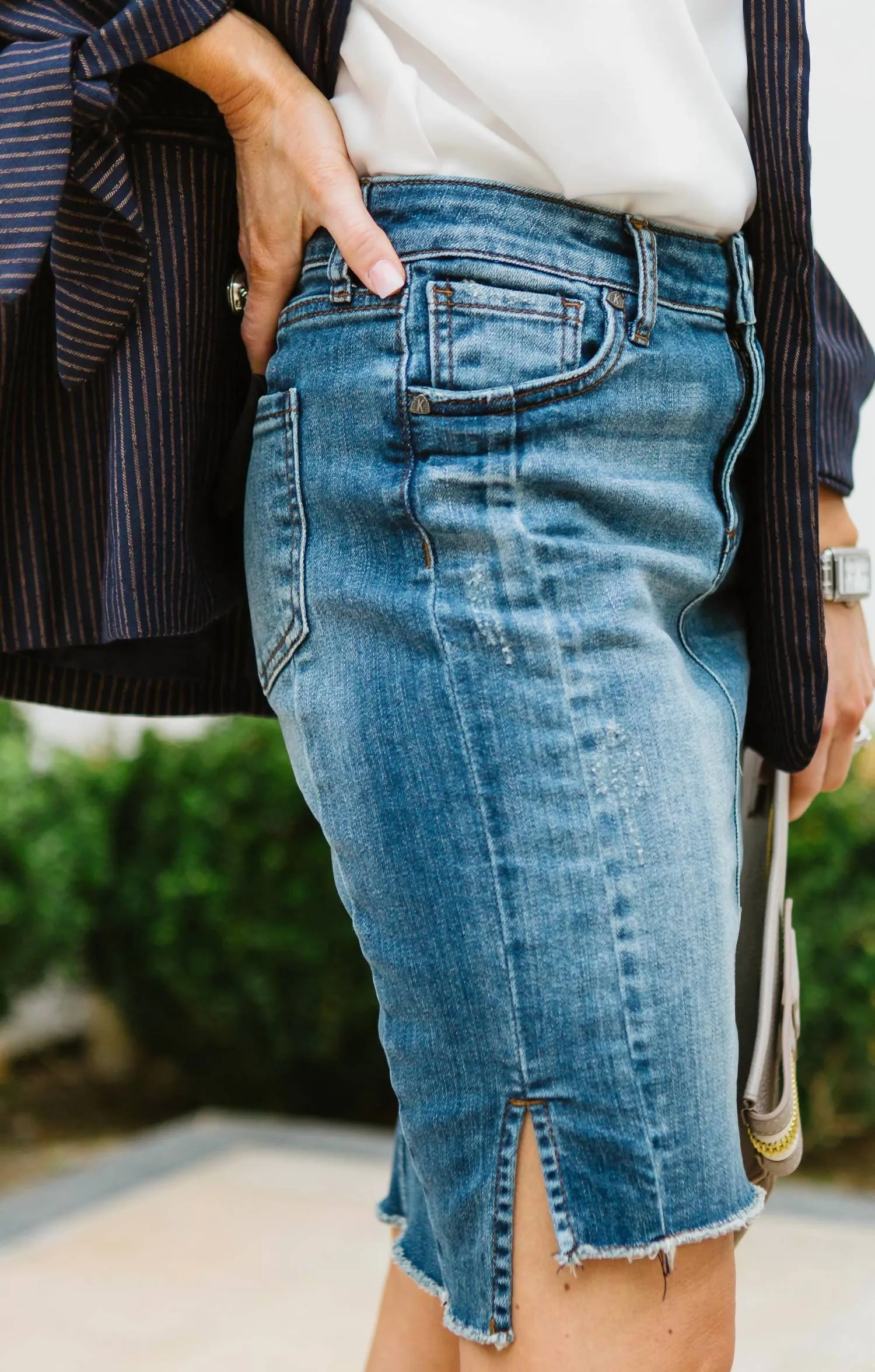 Jupe en denim à ourlet dégradé Connie Step en bleu