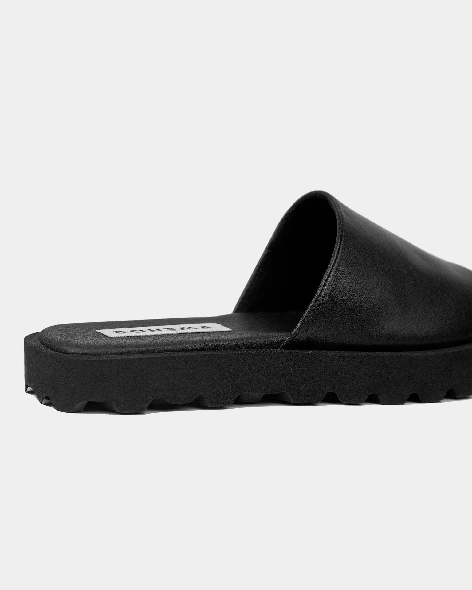 Desserto® Sandales plates en cuir végan de cactus | Noir