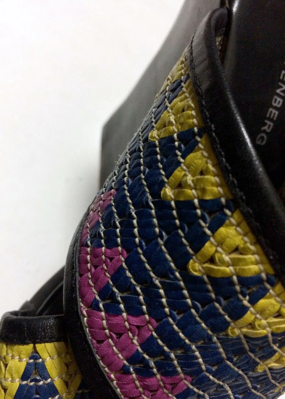 Sandales tissées multicolores Diane Von Furstenberg taille 9