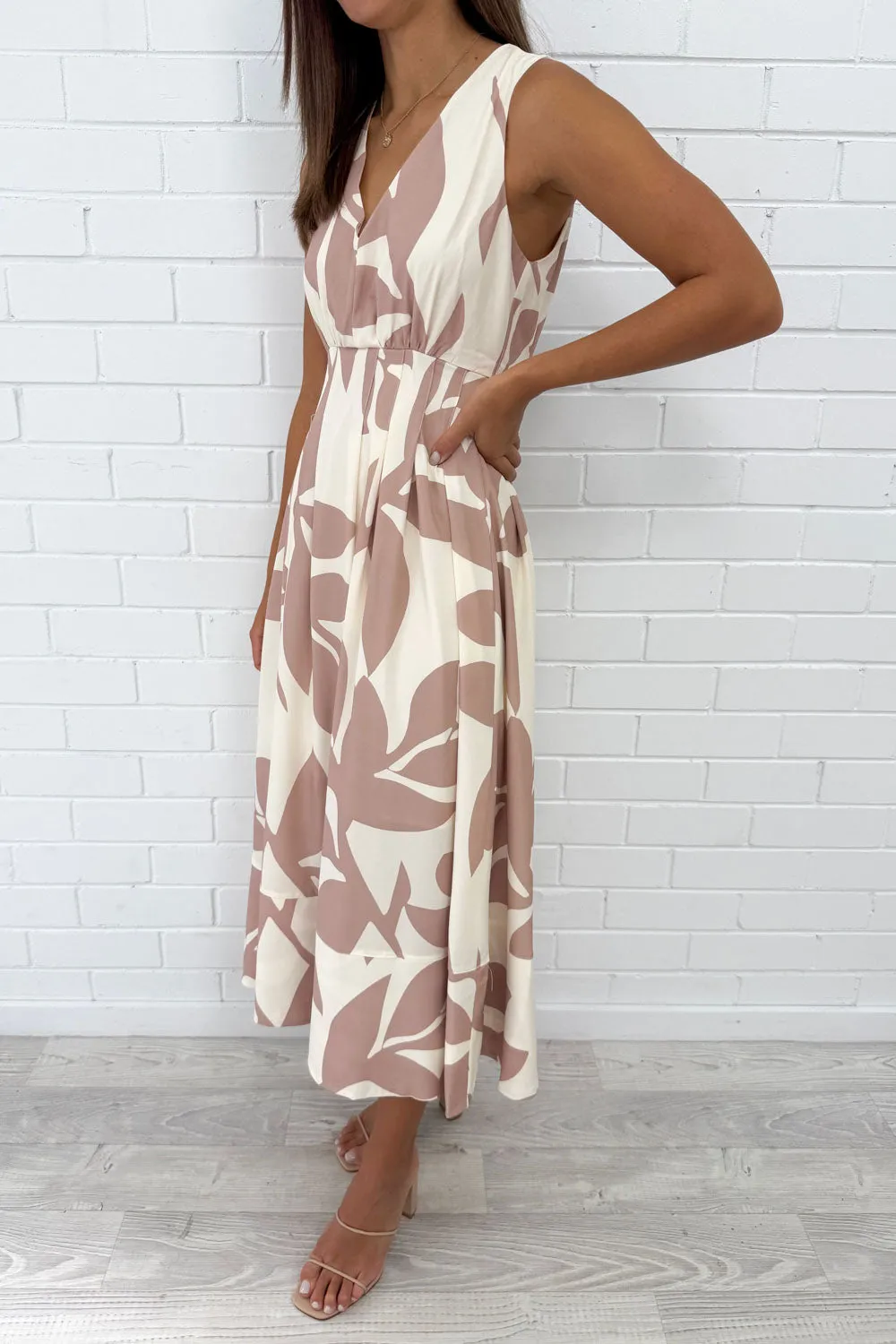 Robe Eliza