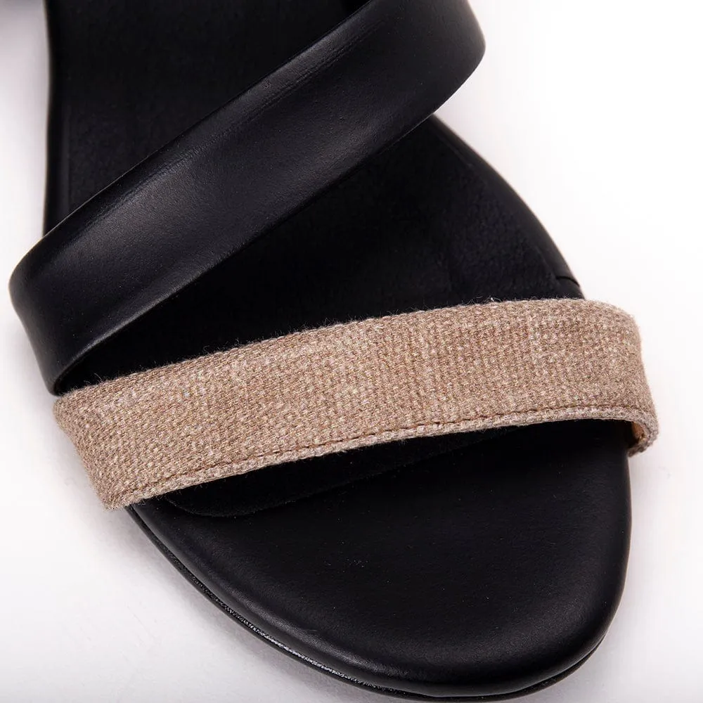Sandales vegan pour femmes Finna en cuir de pomme | Noir