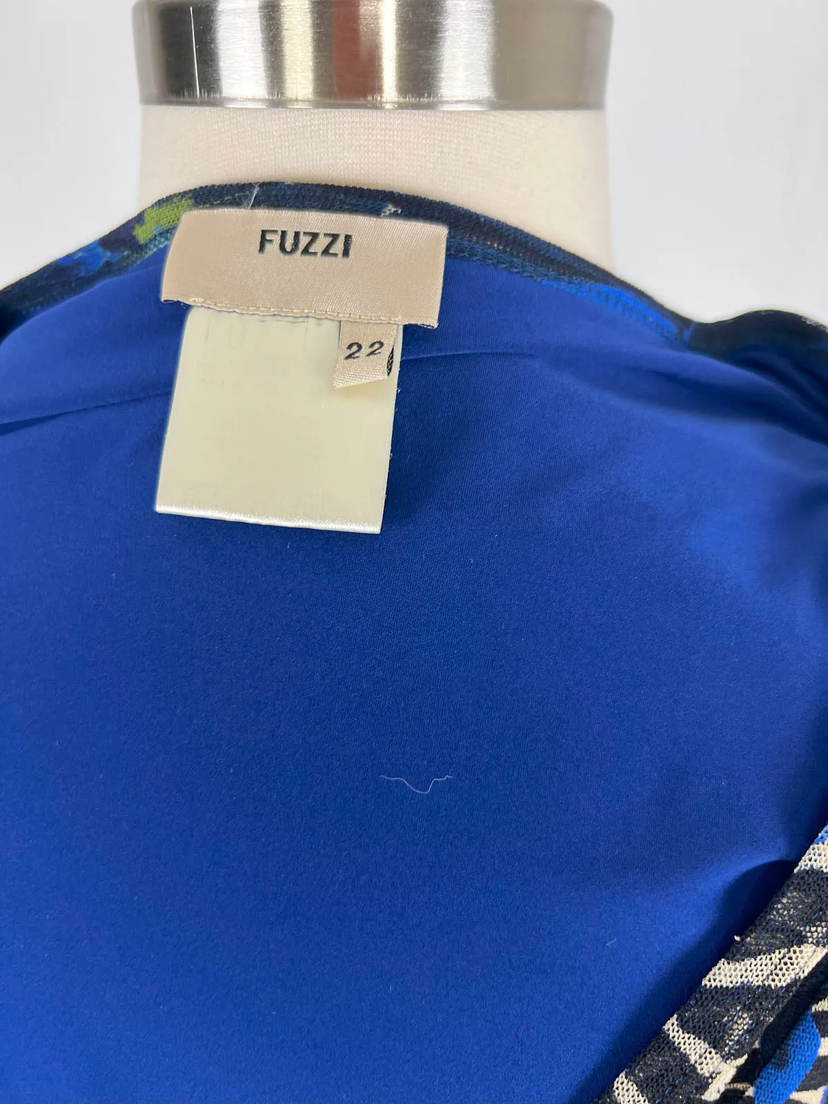 Robe tropicale fleurie Fuzzi taille 18 bleu et beige