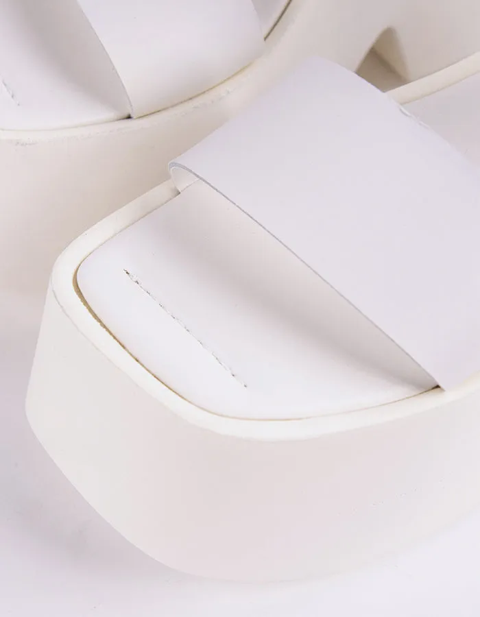 Gentil Cuir Blanc