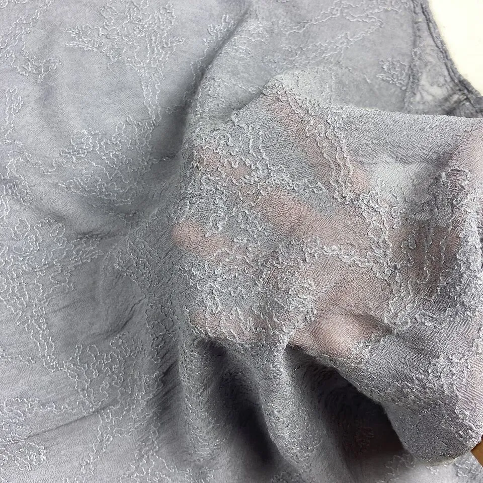 Ghost England. Tanya Sarne. Robe longue vintage des années 1990 semi-transparente