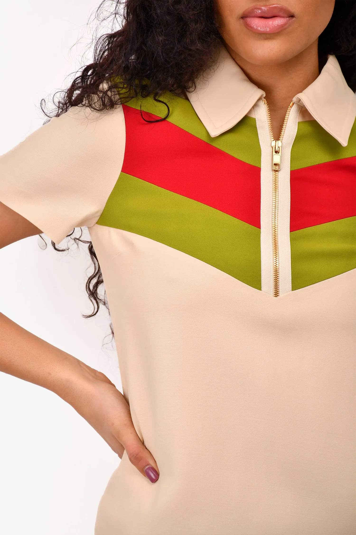 Robe polo rayée chevron crème Gucci avec fermeture 3/4, taille 36