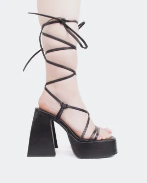 Cuir Noir Hypnotique
