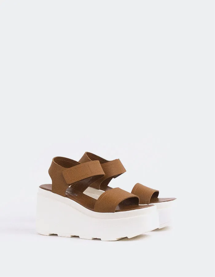 Cuir bronzé idéal