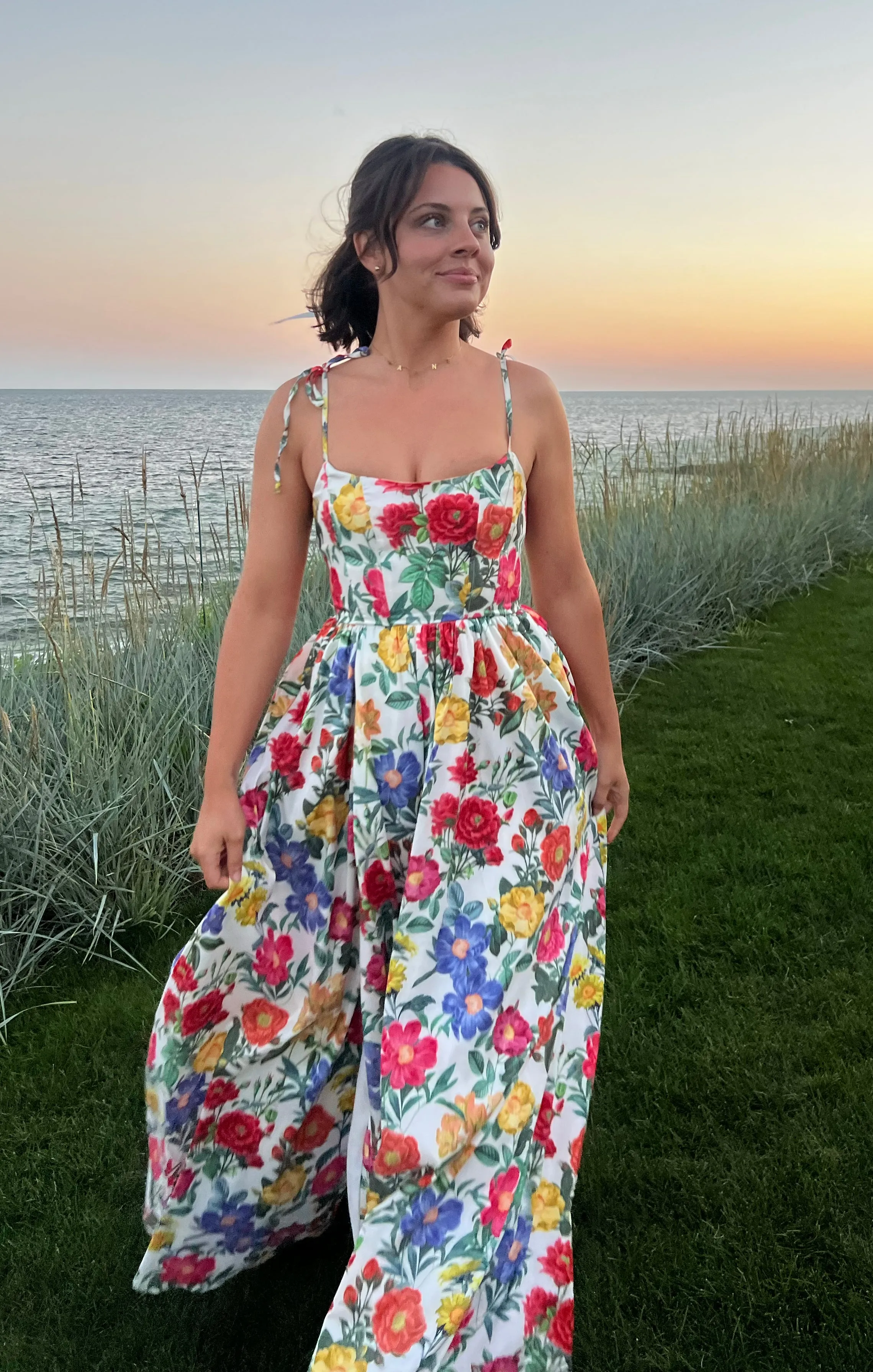 Robe longue Juliet ~ Pivoine charmante en taffetas blanc