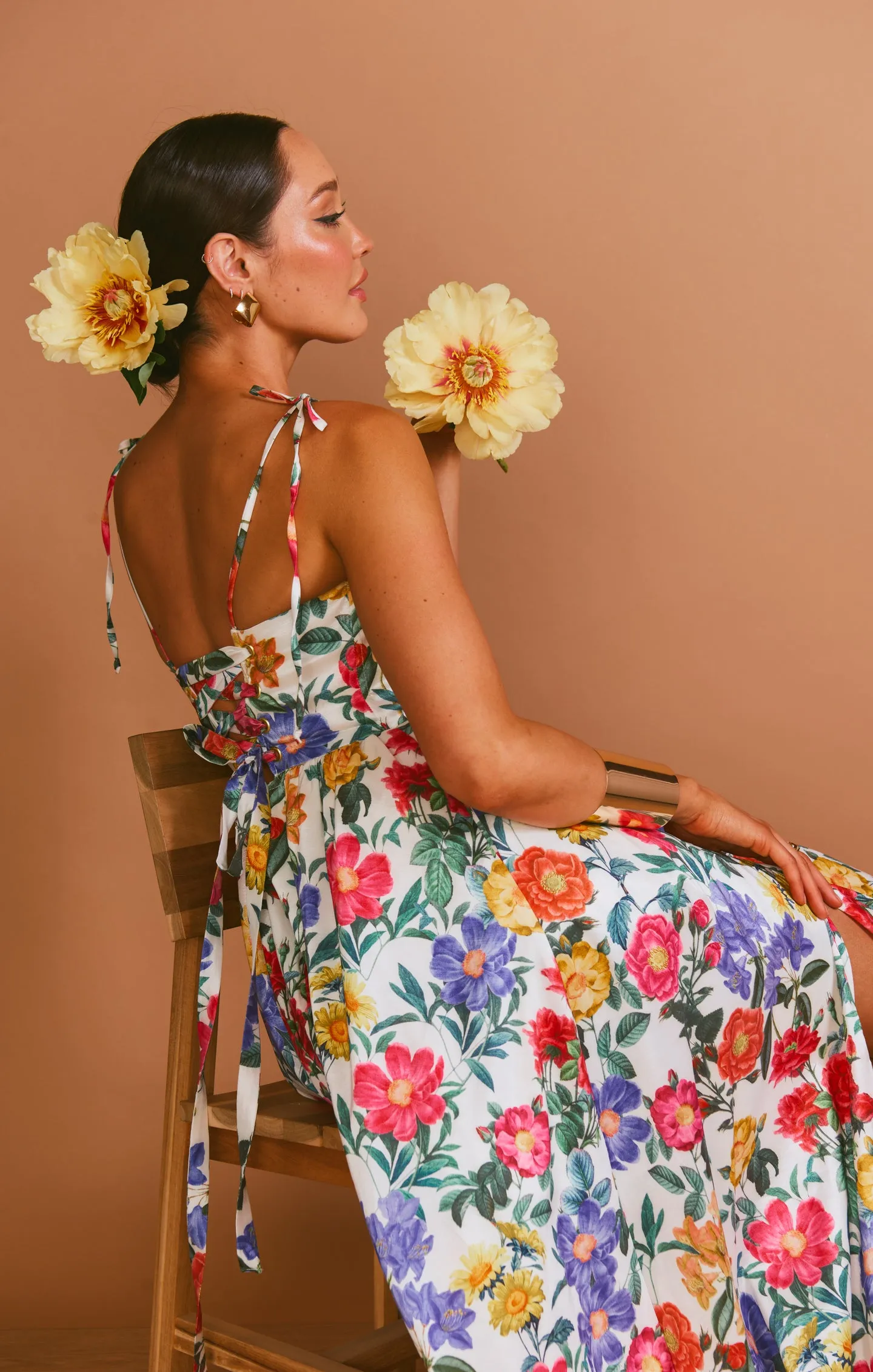 Robe longue Juliet ~ Pivoine charmante en taffetas blanc