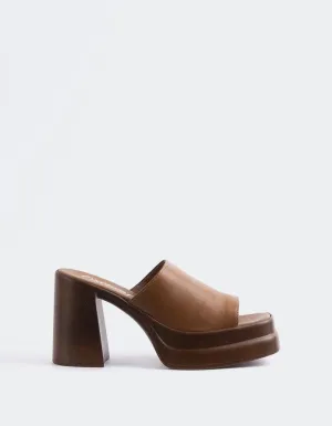 Cuir brun Kalamata