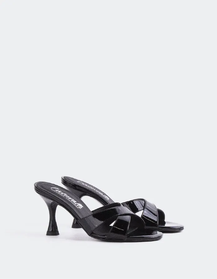 Madonna Noir Verni