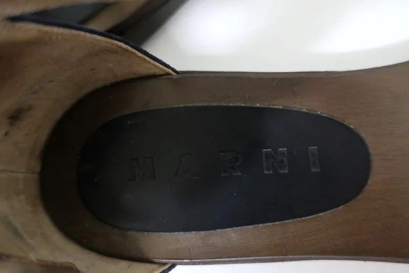 Sandales Marni à bride cheville en cuir bronze et daim marine taille 36.5 à bout ouvert