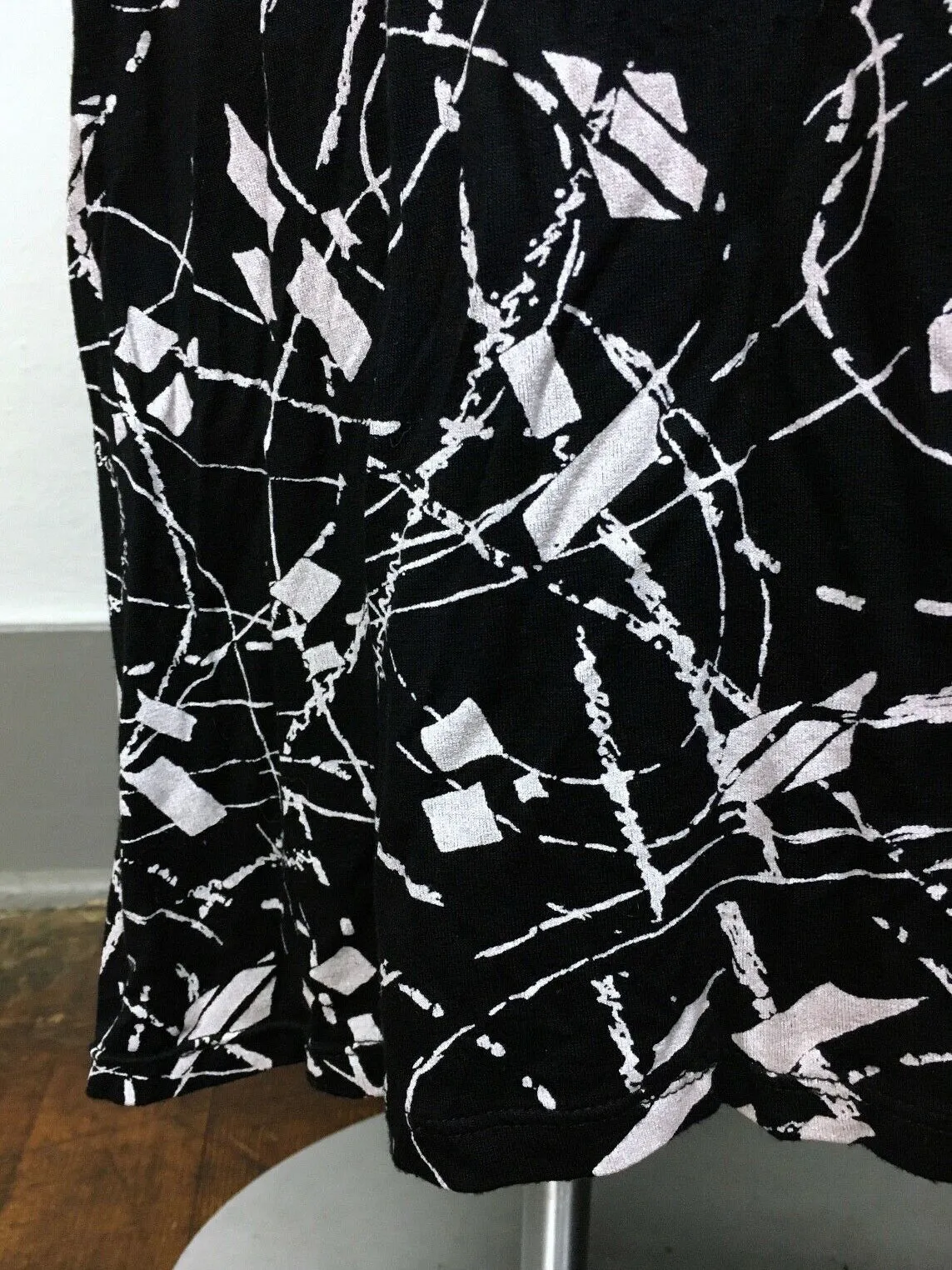 Robe abstraite noir et blanc Matti Mamane Taille 14/16