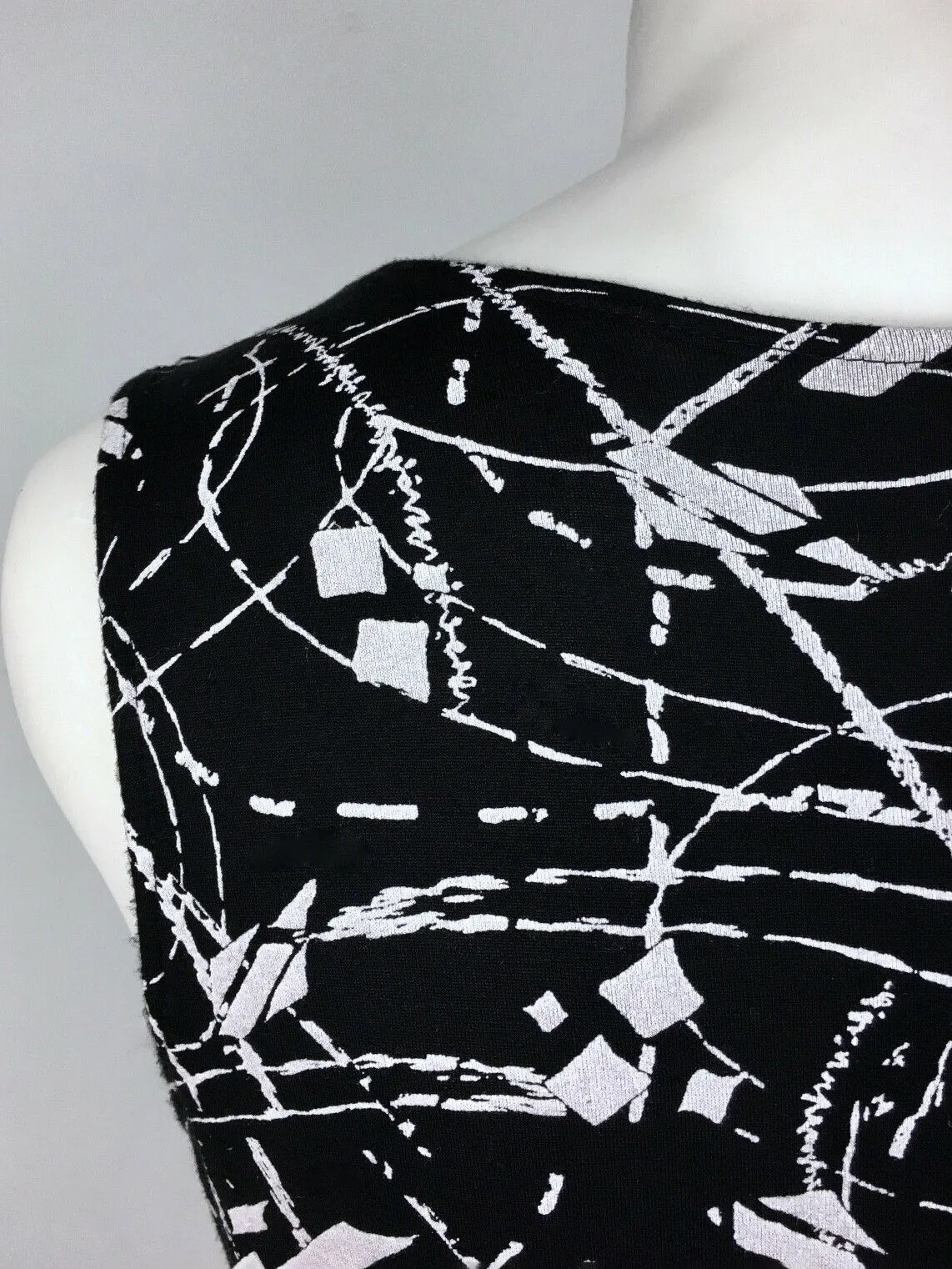 Robe abstraite noir et blanc Matti Mamane Taille 14/16