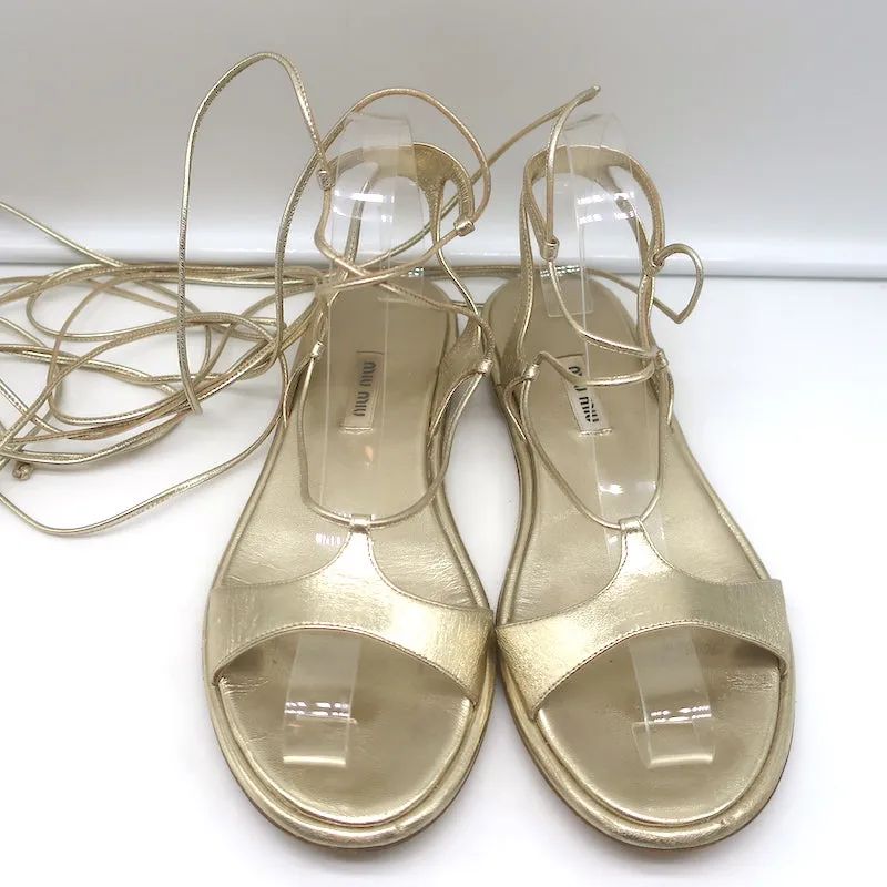 Miu Miu Sandales Gladiator à Enroulement Cheville en Cuir Métallisé Or Taille 38.5