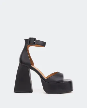 Moore, Cuir Noir