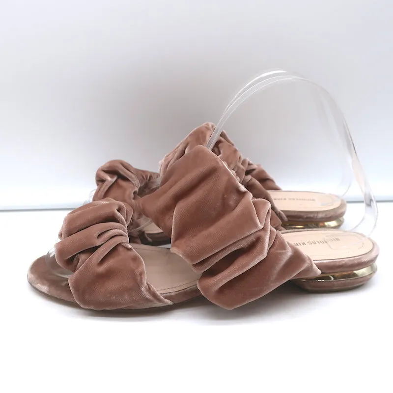 Nicholas Kirkwood Sandales plates à bride coulissante en velours froncé blush taille 38