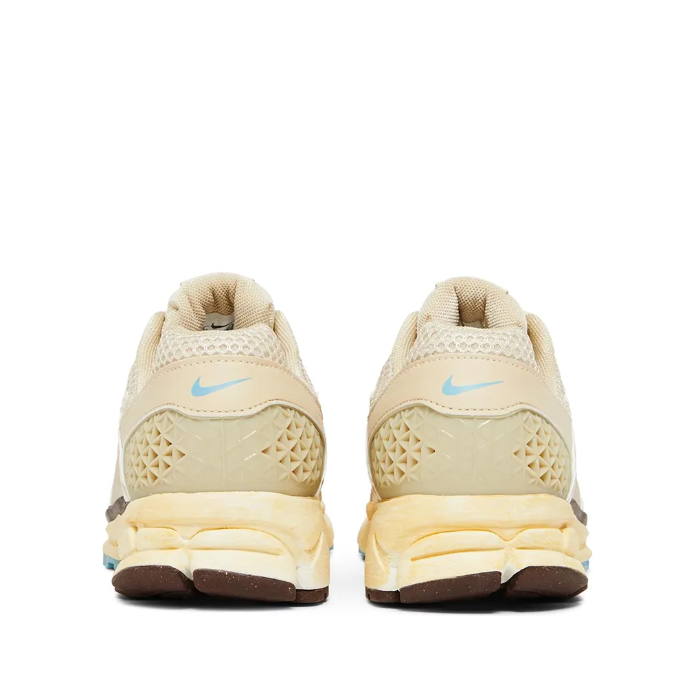 NIKE ZOOM VOMERO 5 FLOCONS D'AVOINE (NOUVEAU)