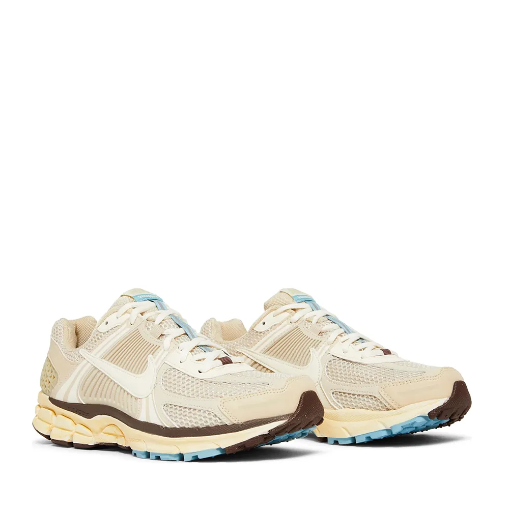 NIKE ZOOM VOMERO 5 FLOCONS D'AVOINE (NOUVEAU)