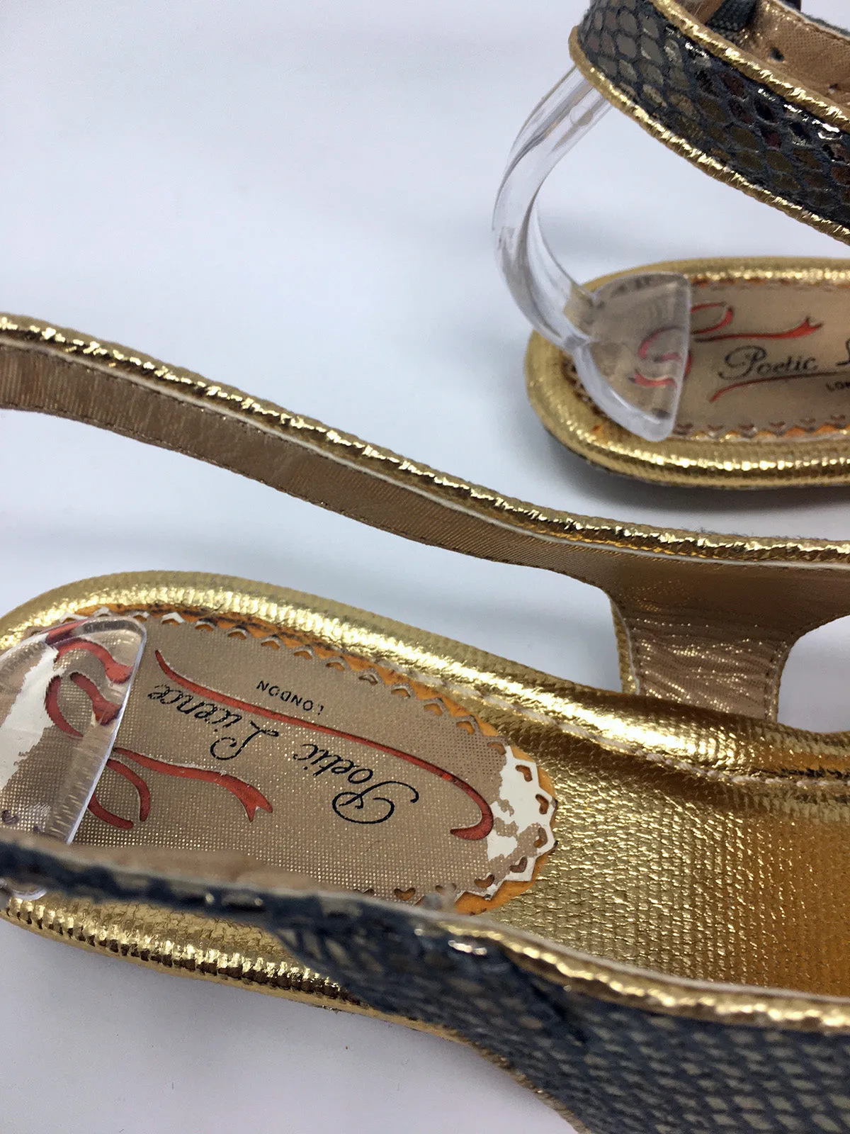 Sandales Poetic License taille 9.5 en imprimé serpent or et rose