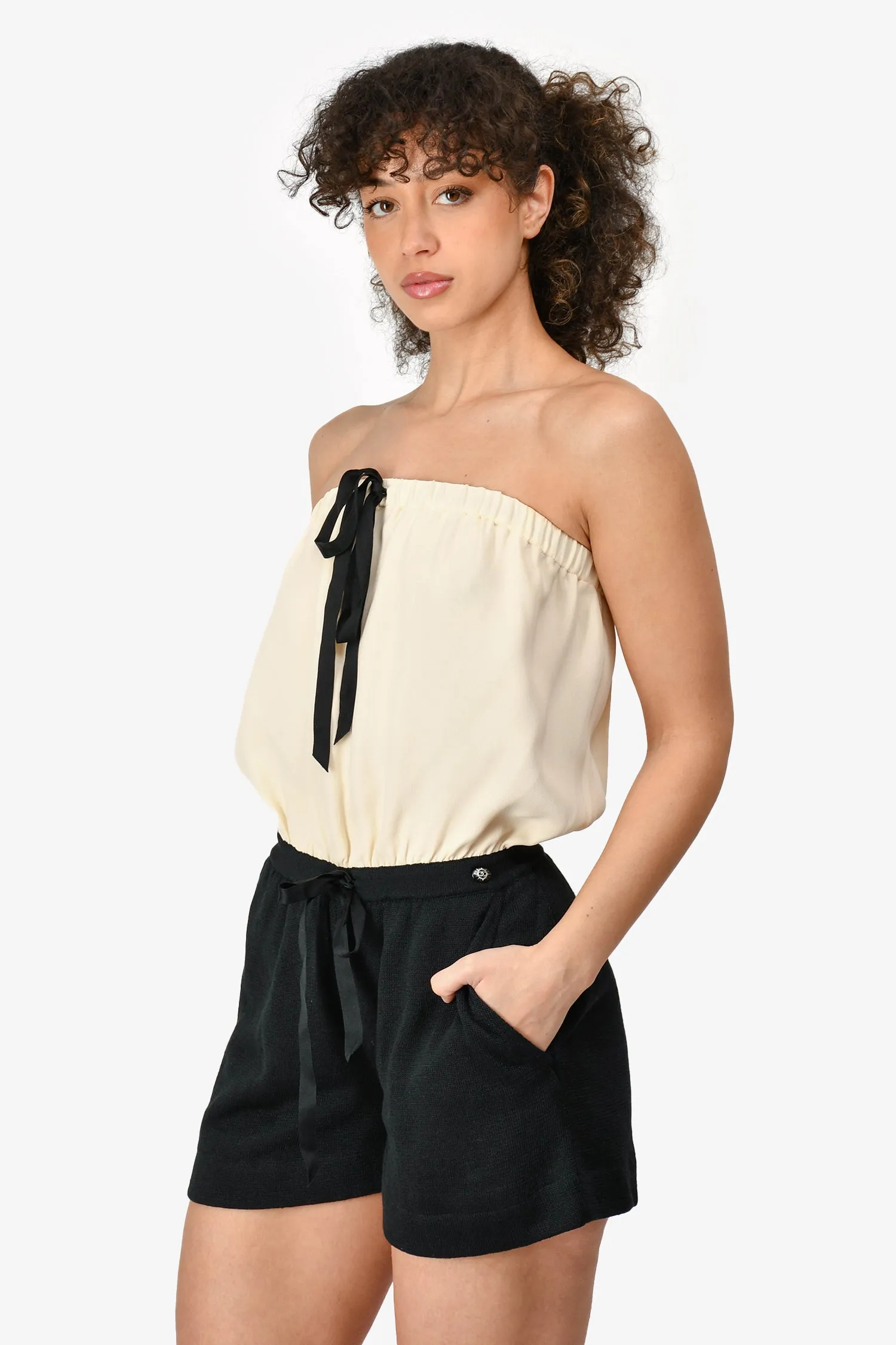 Chanel™ Pré-Owned Combinaison en Soie Beige/Noire Taille 38 de 2011