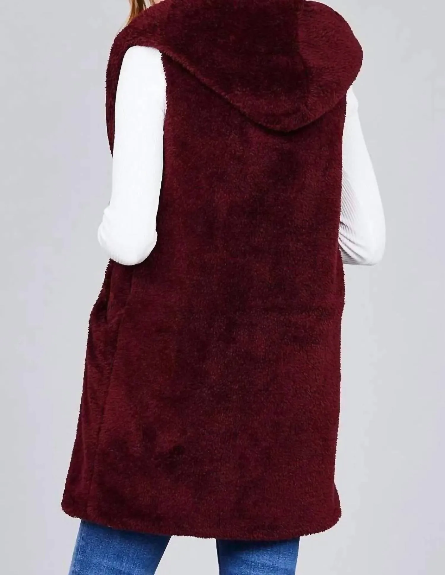 Veste en fourrure réversible bordeaux et crème