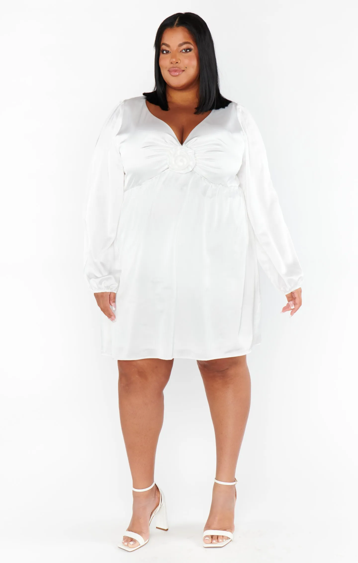 Robe courte Rosetta ~ Satin luxe ivoire