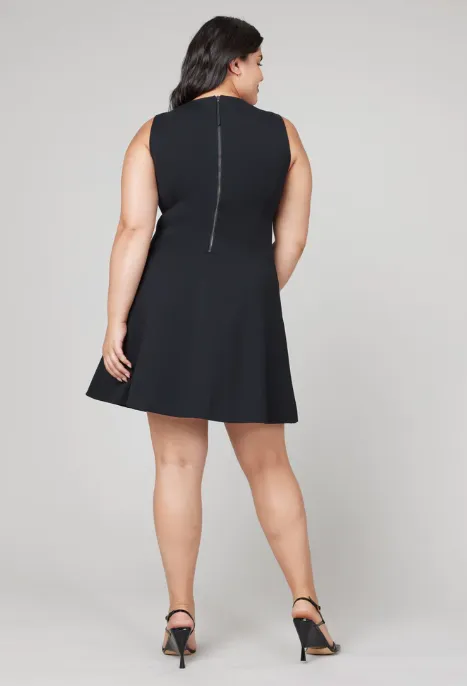 Robe parfaite et évasée SPANX