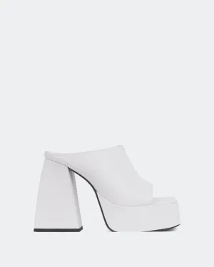Cuir Blanc Tabou