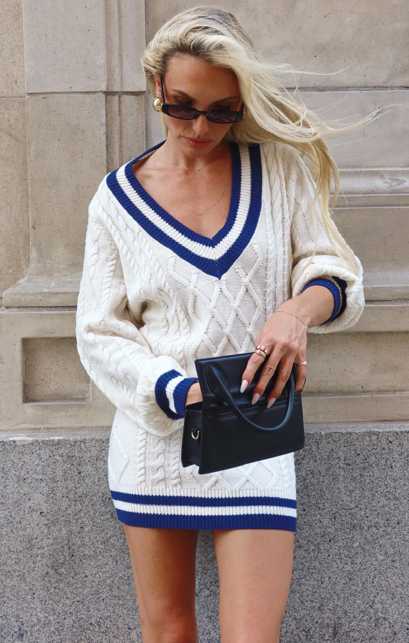Robe Pull à Effet Queue-de-Pie ~ Maille Câblée Marine