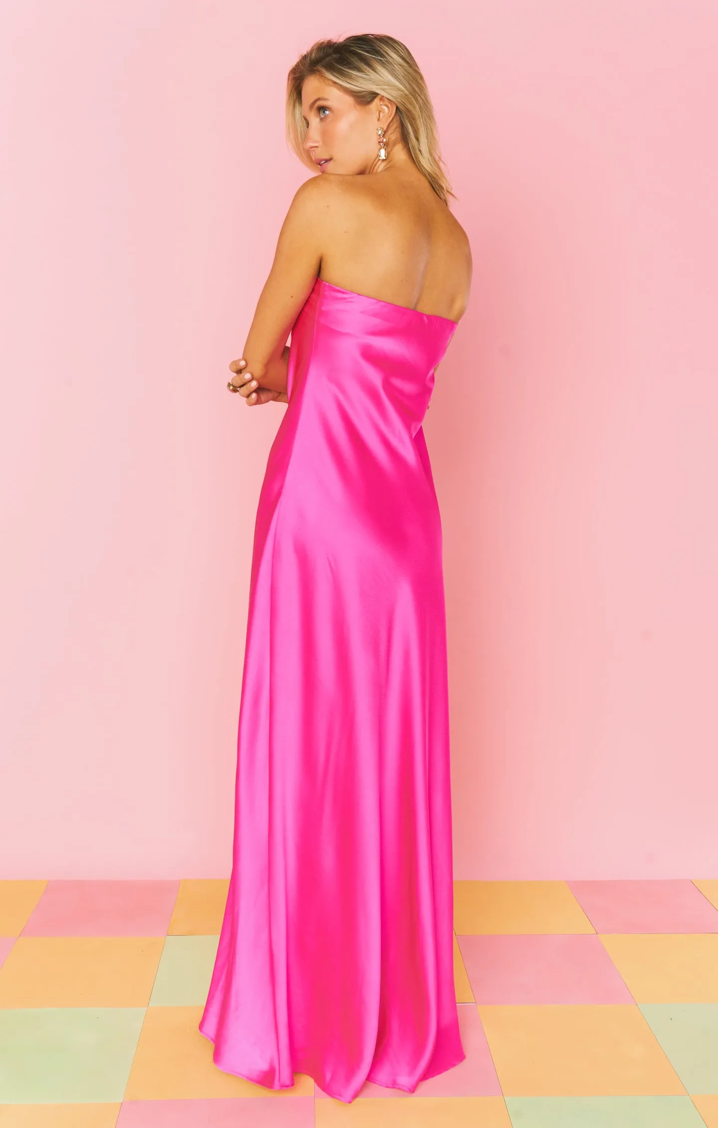 Robe tube Taylor ~ Satin luxe rose vif