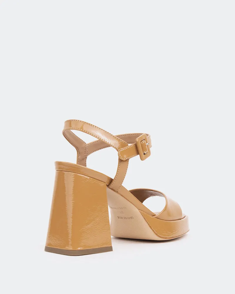 Ulias, Chameau Naplack/Naplack Chameau