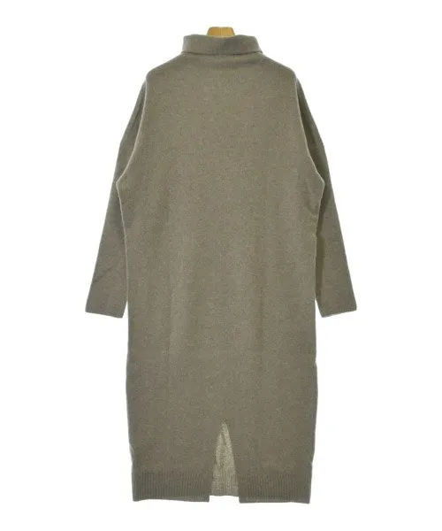 ROBES SANS TITRE