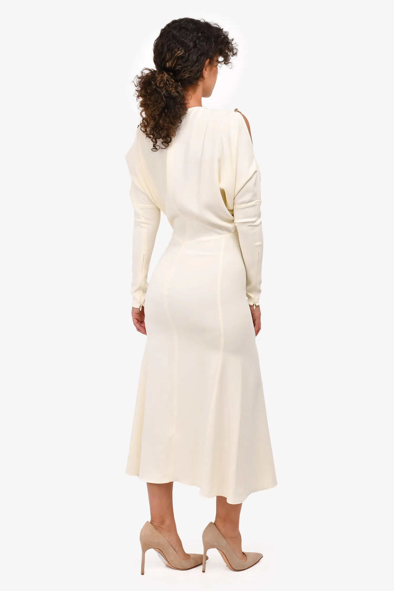 Robe longue Victoria Beckham avec détail de chaîne crème Taille 2