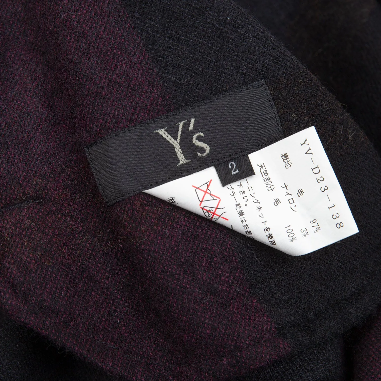 Yohji Yamamoto Japon. Robe évasée en laine et nylon à carreaux noirs Y's
